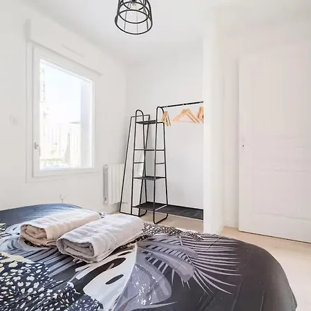 Daire Industrial 2 Bedroom With Terrace, Parking And Wifi Toulouse
